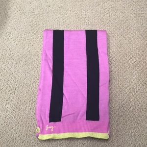 Juicy couture scarf